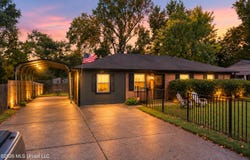 37 Hillbrook Drive, Southaven, MS 38671