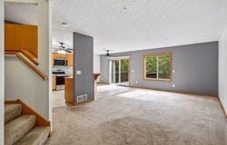441 Pleasant Lane, Chaska, MN 55318