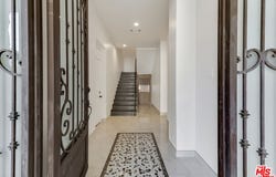 2566 E Chevy Chase Dr, Glendale, CA 91206