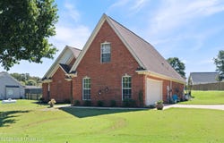 109 Ethelyn Smith Drive, Senatobia, MS 38668