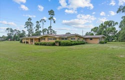 106 W 7th St, Donalsonville, GA 39845