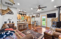 11299 Peacock Road, Greentop, MO 63546