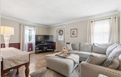 24 Sunset Dr, Clark Twp., NJ 07066-1218