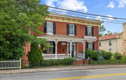 923 N AUGUSTA ST, STAUNTON, VA 24401