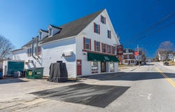 27 Carroll Street, Pittsfield, NH 03263