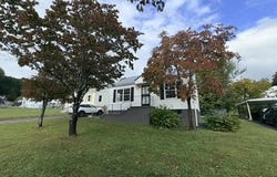 117 Linden Ave, LaFollette, TN 37766