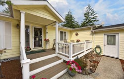 621 GLENBROOK Cir, Florence, OR 97439