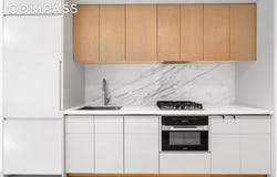 208 Delancey Street, New York, NY 10002