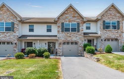 276 MELBOURNE Lane, MECHANICSBURG, PA 17055