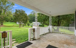 4317 Fulton Rd, Corryton, TN 37721