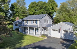 401 Cross St, Boylston, MA 01505