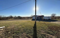 1963 State Highway 148, Corning, IA 50841