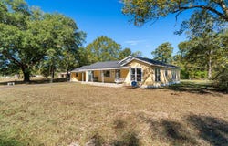 533 Lower Myrick, Laurel, MS 39443
