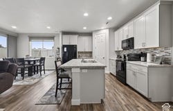 313 W QUARTZ RD N, Tooele, UT 84074