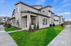 744 S Calhoun Lane, Star, ID 83669