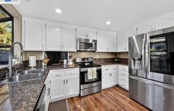 4561 Edwards Ln, Castro Valley, CA 94546