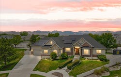 316 E AZURE Cir S, Draper, UT 84020
