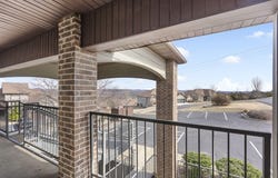 5 Bermuda Drive, Branson West, MO 65737