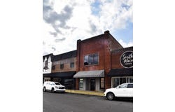 104 S Main St, Ripley, MS 38663
