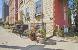 39 E 1st Street, Dayton, OH 45402