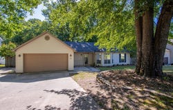 1712 Eagle Point Way, Benton, AR 72015