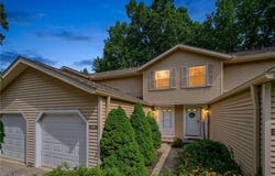 3965 Lake Run Boulevard, Stow, OH 44224