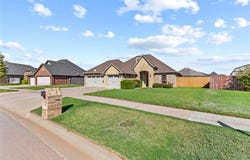 1304 Crimson Drive, Weatherford, OK 73096