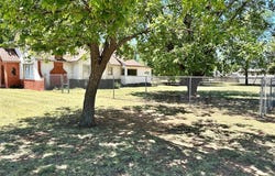 1411 US Route 66/ N 4th Street, Sayre, OK 73662