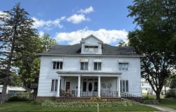 323 S Main, STOCKTON, IL 61085