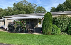 9 Corktree Drive, Olmsted Twp, OH 44138