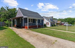 212 LAKE Road, PASADENA, MD 21122