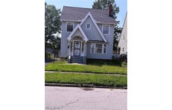932 Vineshire Road, Cleveland Heights, OH 44121