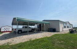 28048 E 322nd Ave, Ridgeway, MO 64481