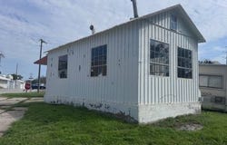 Berry Street, Hamilton, MO 64644