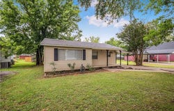 200 N Hancock ST, Charleston, AR 72933