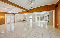 69 DERBES Drive, Gretna, LA 70053