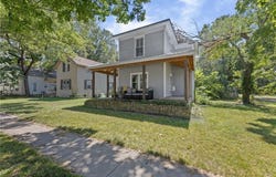 324 W 3rd Avenue, Garnett, KS 66032