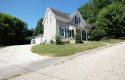 621 W Oak Street, Ellettsville, IN 47429