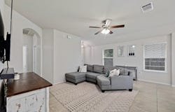 382 Limerick Rd, Buda, TX 78610