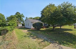 32 Claremont Avenue, Hampton, VA 23661