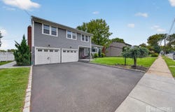 9 Nightingale Street, Edison, NJ 08820