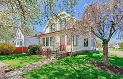 511 Ash St, Brockton, MA 02301