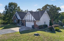 1519 Shady Lane, Warsaw, MO 65355
