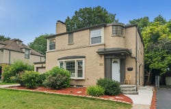 2229 Macdonald Lane, Flossmoor, IL 60422