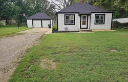 2223 NW Polk ST, Topeka, KS 66608