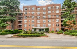 1111 Midland Avenue, Bronxville, NY 10708