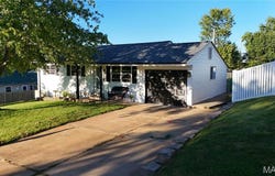 2270 Summit Drive, Arnold, MO 63010
