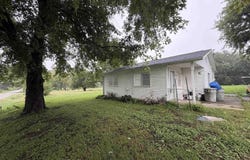 106 N Maple, Cincinnati, IA 52549