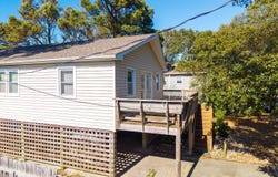104 E Blackman Street, Nags Head, NC 27959