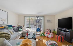 27 Burgoyne Street, West Hartford, CT 06110